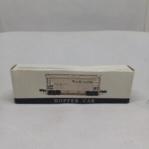 Readers Digest-High Speed Southern Pacific Hopper Car-N Scale-Rio Grande-1995